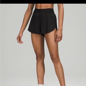 Size 6 special edition Lululemon shorts